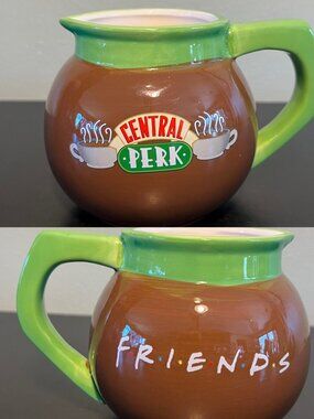 FRIENDS "Central Perk" 3-D Sculpted Coffee Pot Ceramic Mug ~ TV Show Sitcom Logo